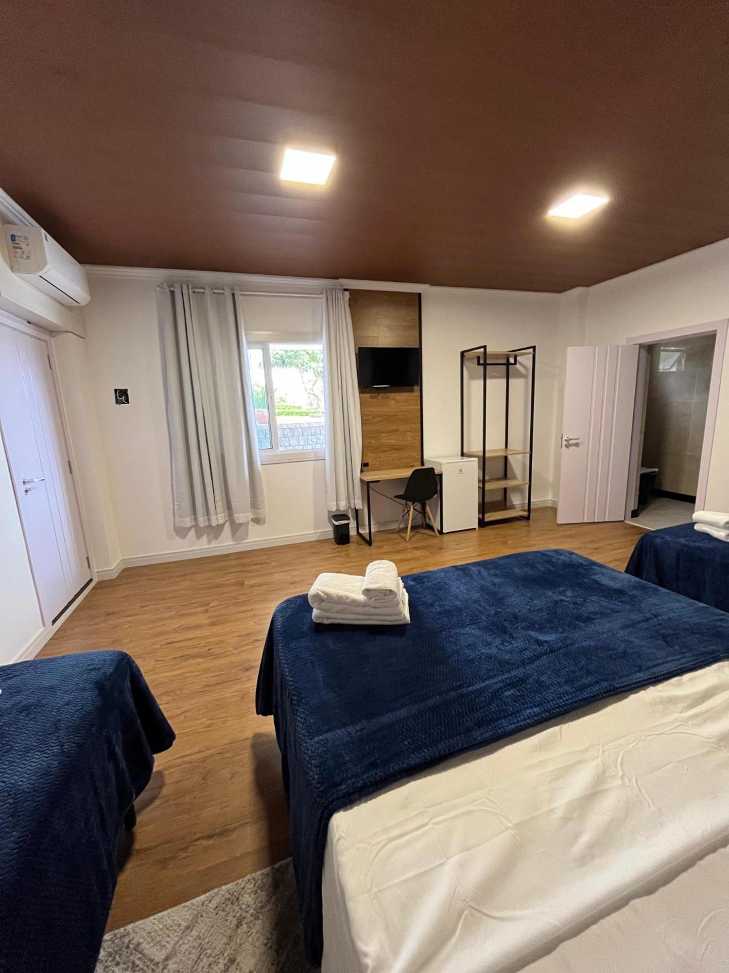 Quarto Família